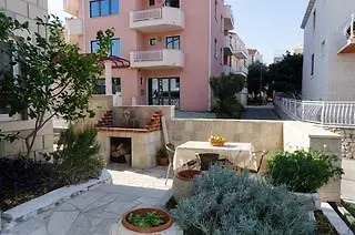 Senjo Apartament *